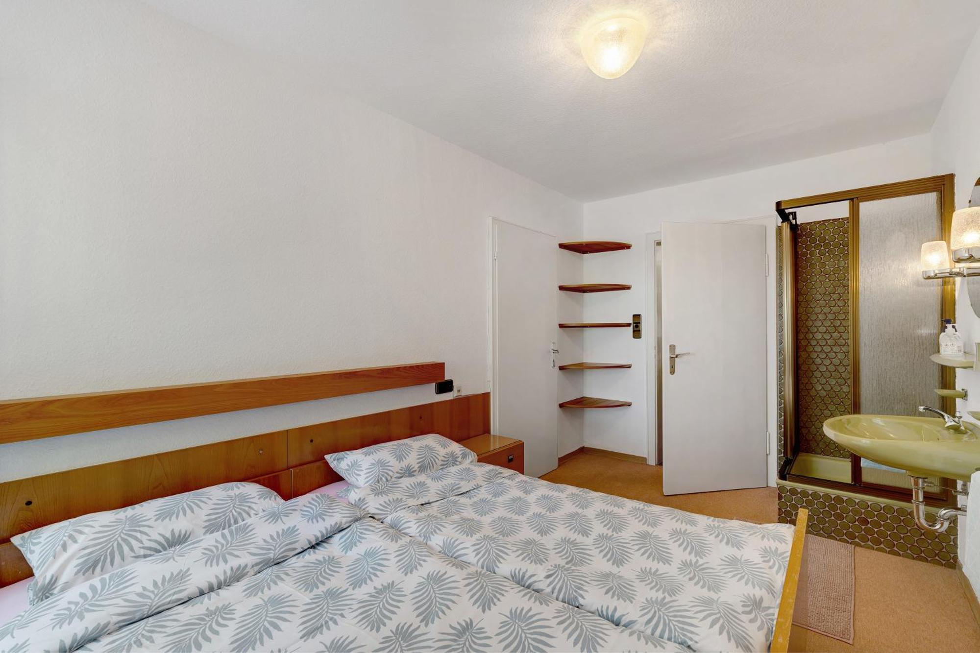 Gaestehaus Hirzel Apartment
