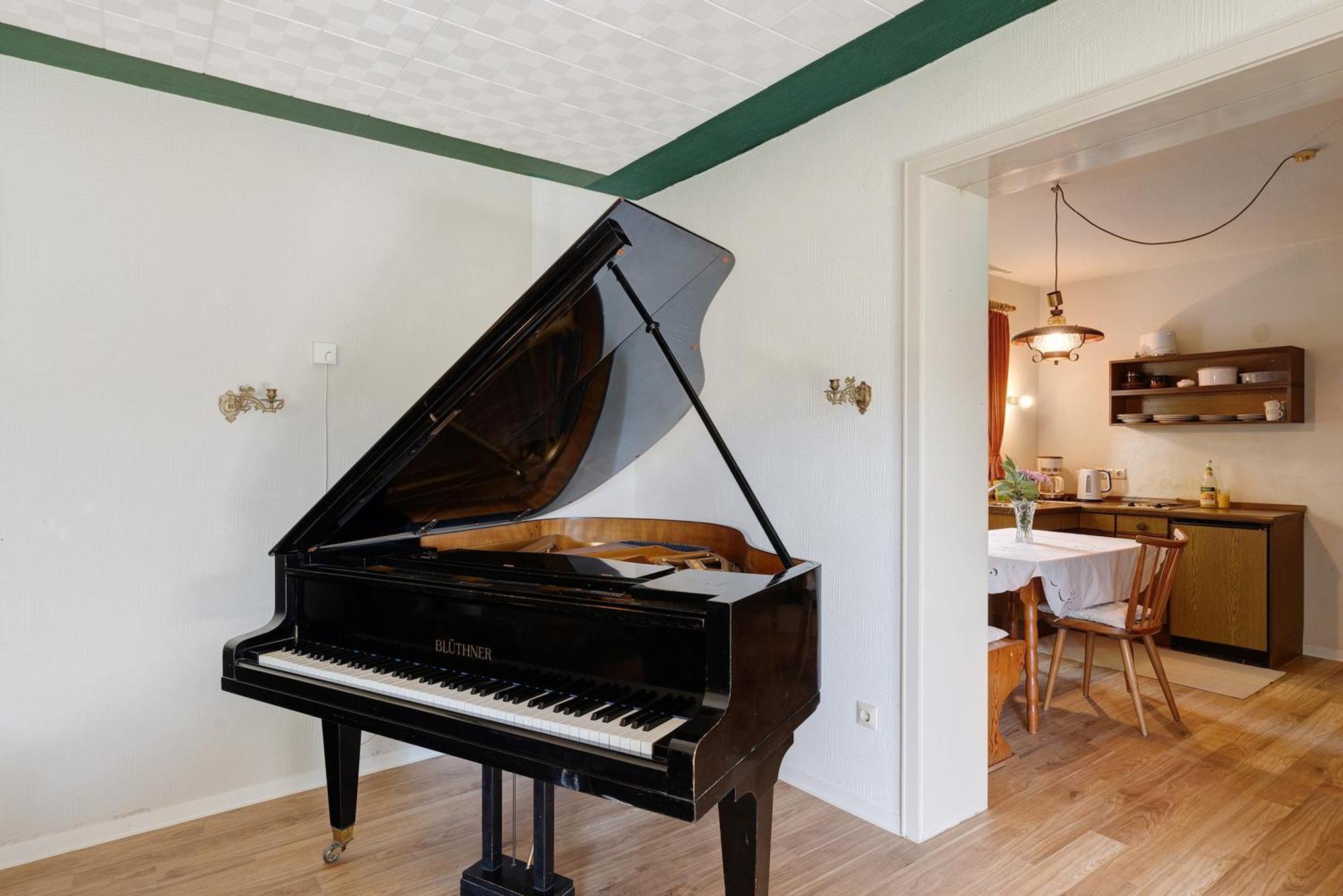 Gaestehaus Hirzel Apartment